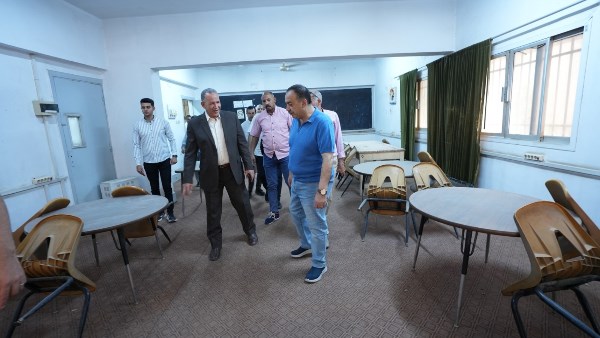 محافظ أسيوط يتفقد مركز تدريب التربية والتعليم بالمحافظة 