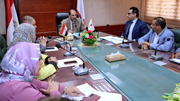 اجتماع محافظة سوهاج
