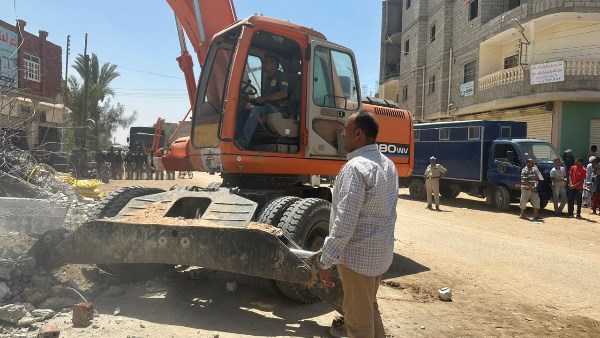 حملات إزالة بنجع حمادى