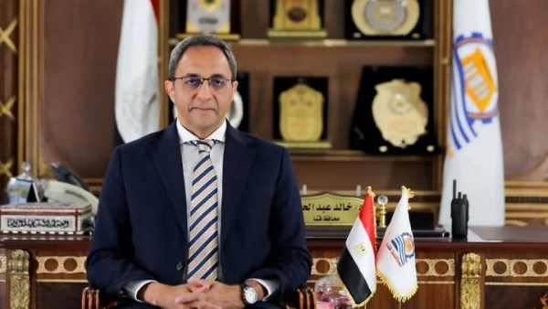 محافظ قنا 