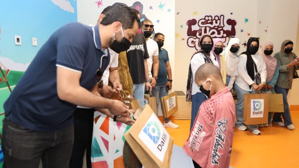 مبادرة" أهل بلدى" تدعم الأطفال وتوزع الهدايا والألعاب على مرضى السرطان في شفاء الأورمان