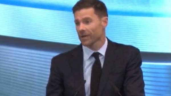 ألونسو: عدت إلى بيتي.. ونبدأ عهدًا جديدًا مع ريال مدريد بروح لاتُقهر