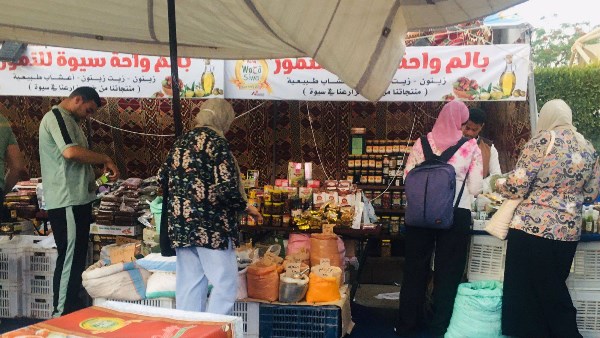 اقبال على معرض كنوز بالدقهلية