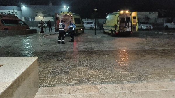  اثناء نقل الحالات لمستشفى النجيلة 