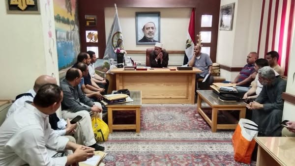 ازهز مطروح خلال الاجتماع 