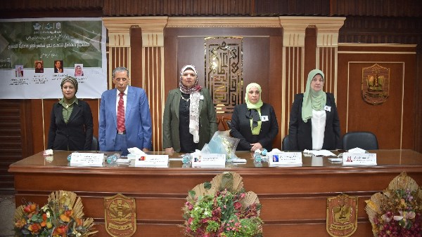 نحو تعليم أكثر فعالية.. نائب رئيس جامعة بورسعيد تفتح مؤتمر تربية الرابع لطلاب الدراسات العليا