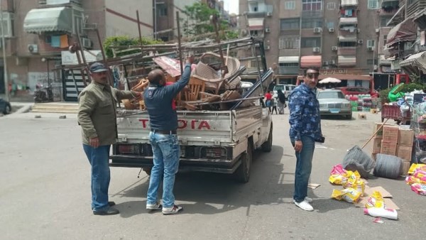 استجابة لشكاوى المواطنين.. رئيس زهور بورسعيد  يتابع أعمال تنفيذ حملة مكبرة على الإشغالات