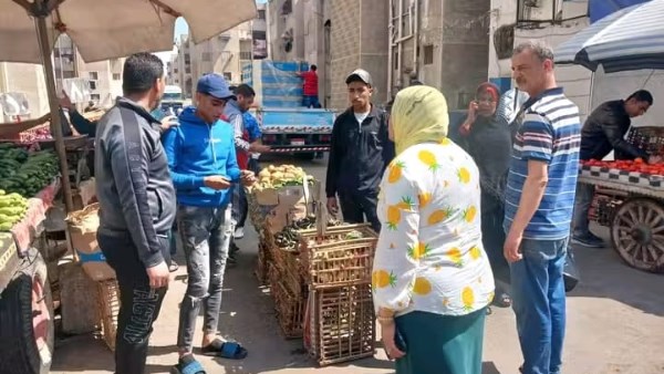 استمرار حملات الضواحي المكبرة  لرفع  الإشغالات والمخالفات وعودة الانضباط 
