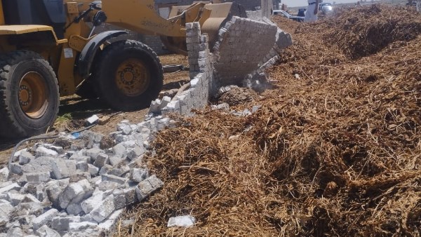 إزالة حالتين تعد فى جمعيتي نور الاسلام وعمرو بن العاص بجنوب بورسعيد
