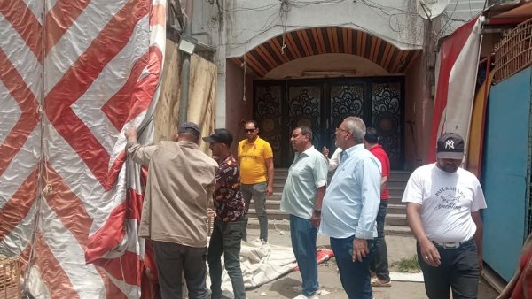 زهور بورسعيد يواصل حملات الإشغالات و يشمع محل خردة في حملة لمجابهة ظاهرة النباشين