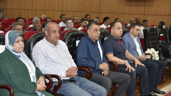 محافظ بورسعيد يشدد على اتخاذ كافة الإجراءات القانونية الرادعة لأي تخريب للكورنيش