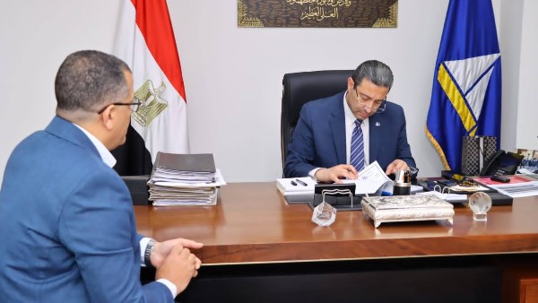 محافظ دمياط يعتمد جداول امتحانات الفصل الدراسي الثاني