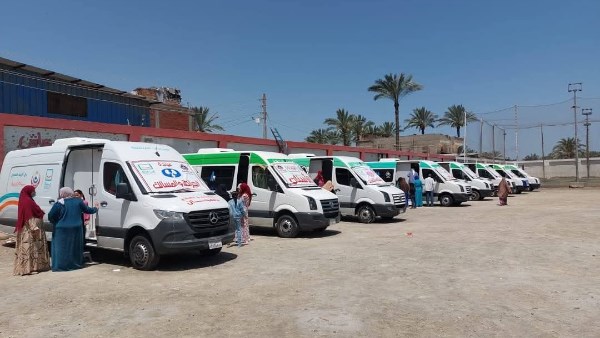 الكشف على 5751 مواطنا وتقديم خدمات الكشف والعلاج المجاني بدمياط
