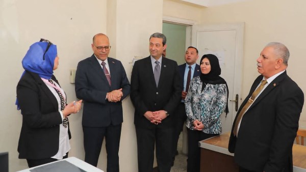 وزير العمل