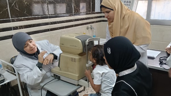 جامعة بنها تنظم قافلة طبية متخصصة بمدرسة المكفوفين ببنها