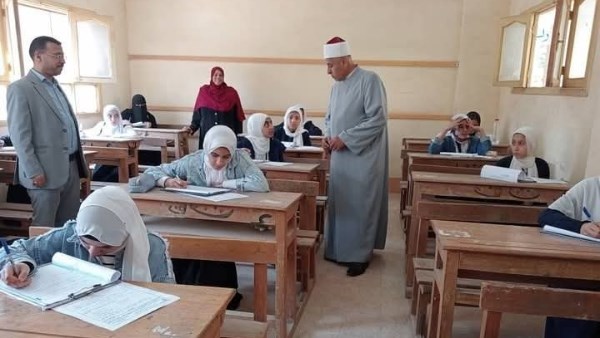 انتظام امتحانات الشهادة الإبتدائية والإعدادية الأزهرية بالقليوبية