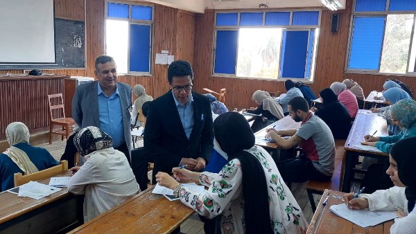 رئيس جامعة بنها: انتظام أعمال امتحانات الفصل الدراسي الثاني بكليات الجامعة