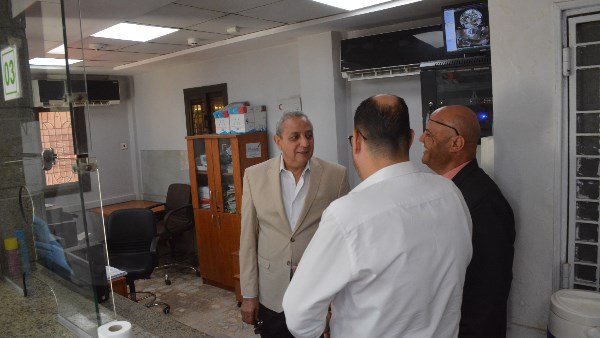 محافظ الغربية يجري جولة مفاجئة بقرى طنطا ويشدد على تحسين جودة الخدمات