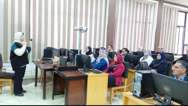 مركز التدريب بالشرقية ينفذ 7  دورات تدريبية لـ 673 شاب وفتاة