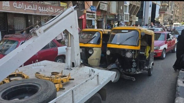 توك توك 