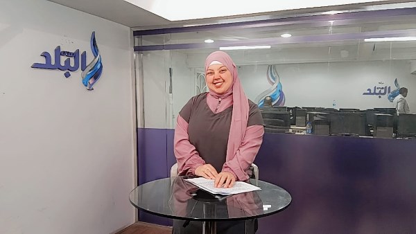 الزميلة انغام الجنايني مدير مكتب صدي البلد بسوهاج