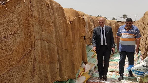 جانب من زيارة مواقع تخزين القمح