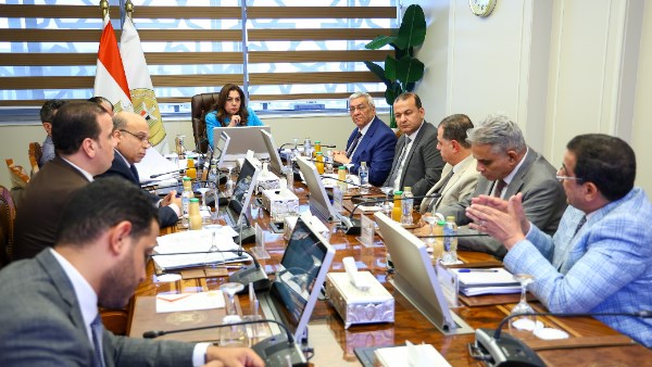 منال عوض: صندوق التنمية المحلية يلعب دورًا محوريًا في دعم المشروعات وتمكين المرأة والشباب