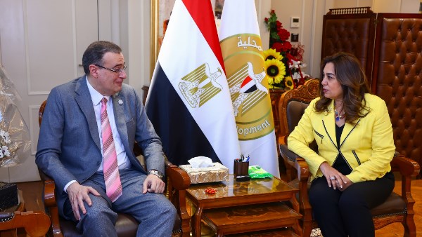 وزيرة التنمية المحلية 