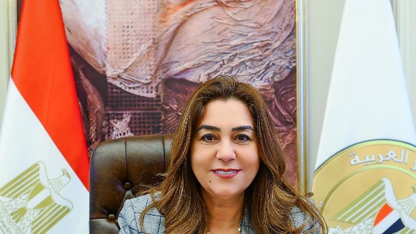 وزيرة التنمية المحلية 