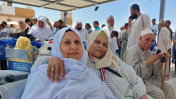 الحجاج المغادرين إلى الأراضي المقدسة