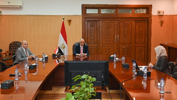 سويلم يبحث آخر مستجدات إنشاء "مدارس فنية مهنية لتكنولوجيا الري" 
