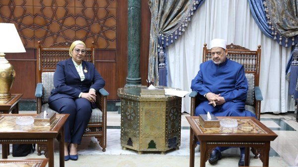 المستشارة أمل عمار  تلتقي الإمام الأكبر الدكتور أحمد الطيب شيخ الأزهر الشريف