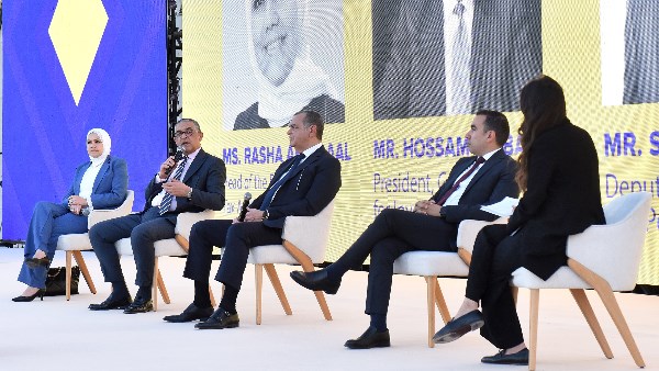 حسام هيبة خلال الجلسة