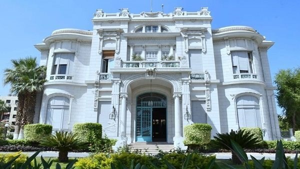جامعة عين شمس 