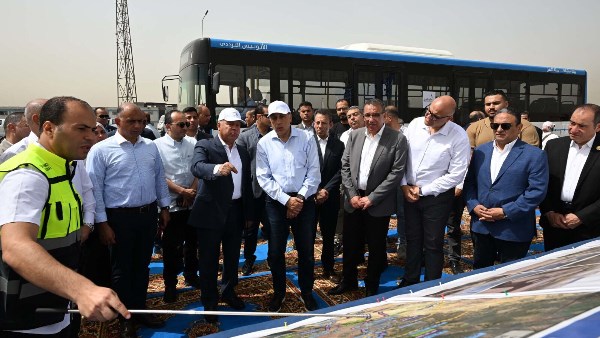 كامل الوزير: تشغيل المرحلة الثانية من الأتوبيس الترددي قبل افتتاح المتحف الكبير