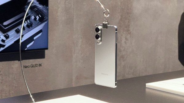 موعد جديد لإطلاق أنحف هواتف سامسونج Galaxy S25 Edge 