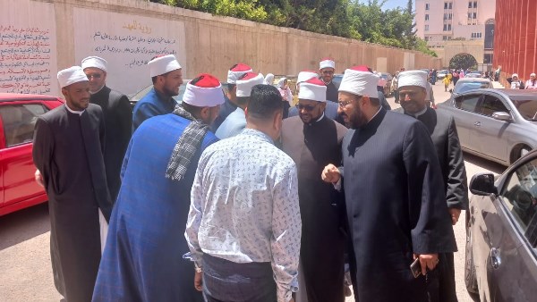 أمين البحوث الإسلامية يتفقد منطقة وعظ الإسكندرية