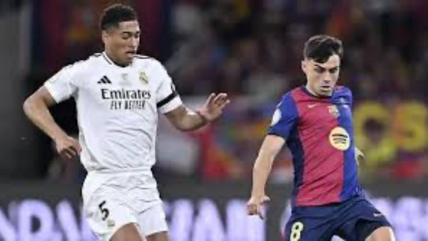 أمير هشام عن مباراة برشلونة وريال مدريد: ماتش مش طبيعي