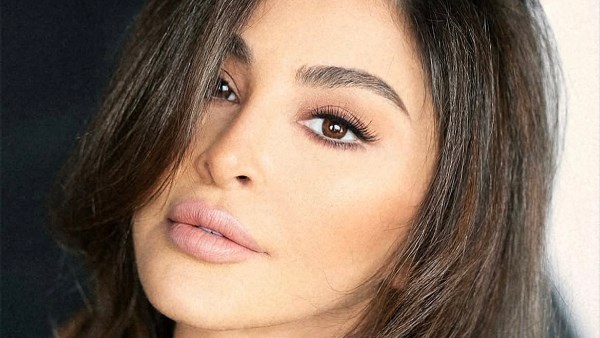 إليسا تطل على جمهورها بإطلالة كاجوال عبر إنستجرام