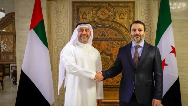 وزير الخارجية السوري ملتقيًا عبد الله لوتاه