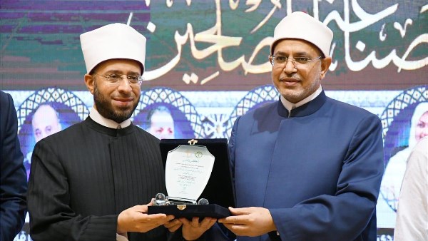 وزير الأوقاف خلال مشاركته في المؤتمر 