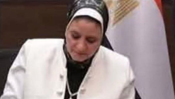 مهندسة مني رزق