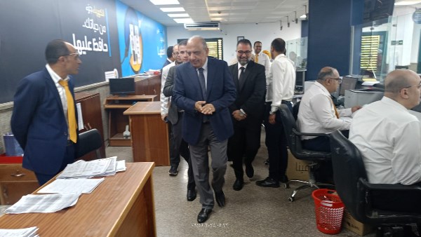 وزير الكهرباء خلال تفقده شركة شمال القاهرة 