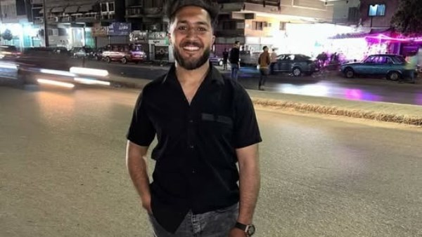 عامل دليفري التجمع