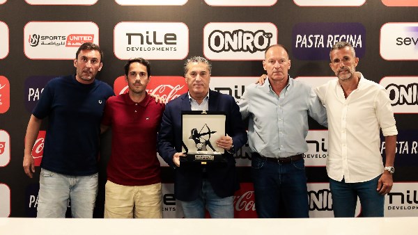 مجلس الزمالك يكرم جوزيه بيسيرو قبل رحيله