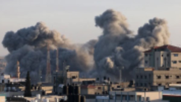 مجـ.زرة جديدة.. جيش الاحتلال يقصف مدرسة للنازحين وارتقاء 13 شهيدا