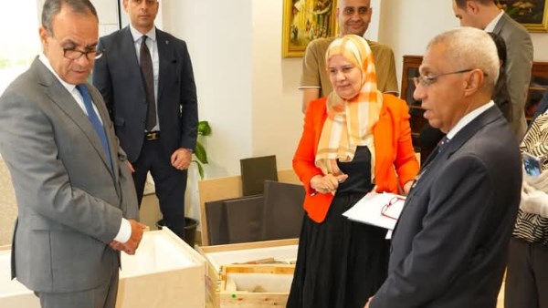 وزير الخارجية والهجرة يشارك في إجراءات لجنة تسلم الأثار المشكلة من وزارة الخارجية ووزارة السياحة والأثار