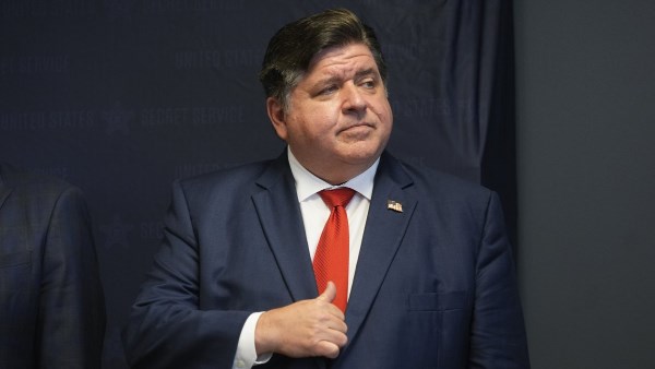 حاكم إلينوي جاي بي بريتزكر
