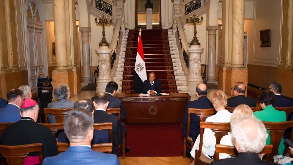 وزير الخارجية والهجرة يلتقى بسفراء الدول الأوروبية المعتمدين فى القاهرة