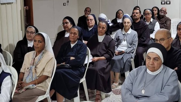 الراهبات
